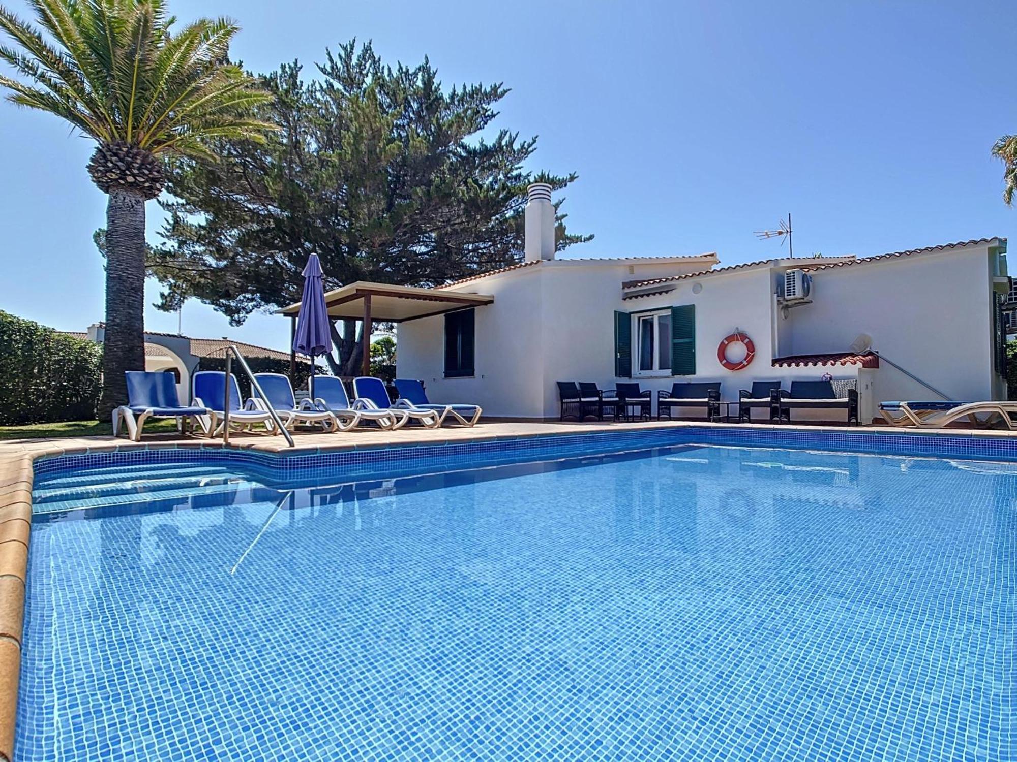Villa Regina Cala'N Bosch  Exterior photo